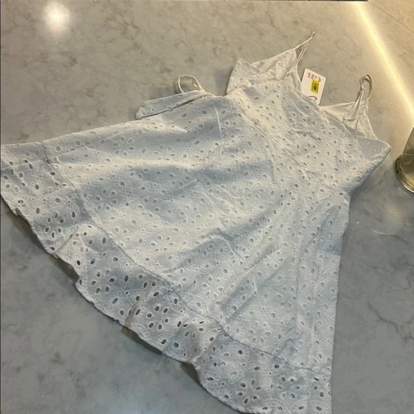 NWT Gianni Bini White Eyelet Wrap Mini Dress - Picture 8 of 9